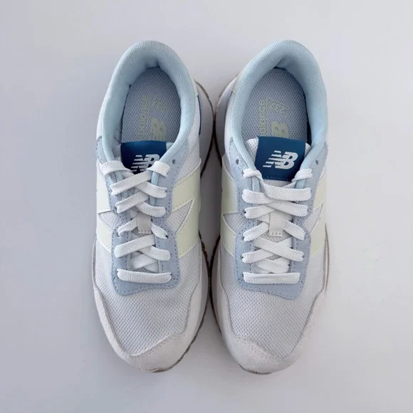 NWOT New Balance Women's 237 Sneaker Size 6.5 - Picture 5 of 11